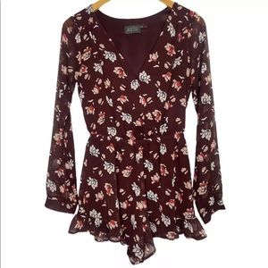 ASTR Nordstrom Burgundy Floral Long Sleeve Romper Women's Size XS
